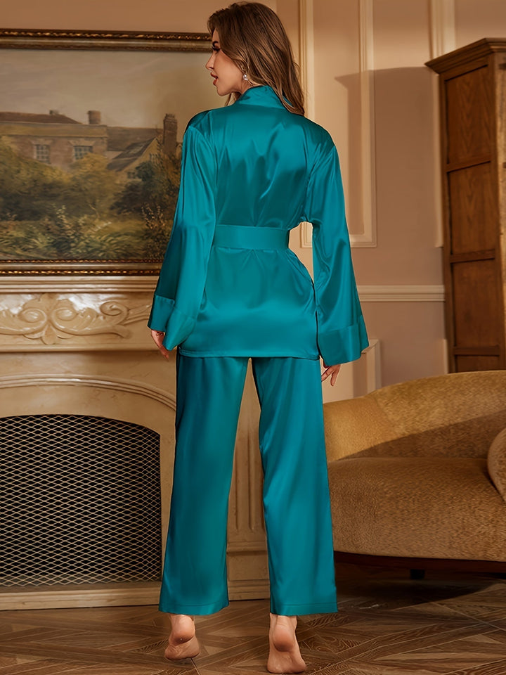 Aurielle | Elegance Robe &amp; Pajama Set