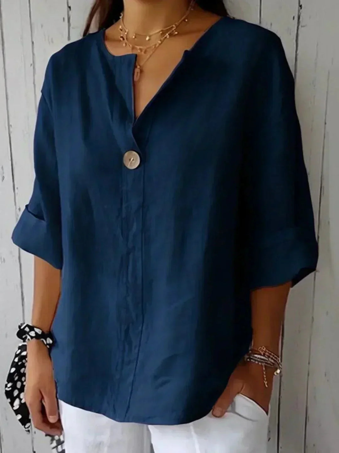 Susan | Relaxed V-Neck Top