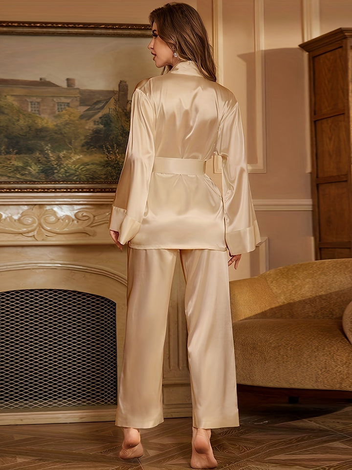 Aurielle | Elegance Robe &amp; Pajama Set