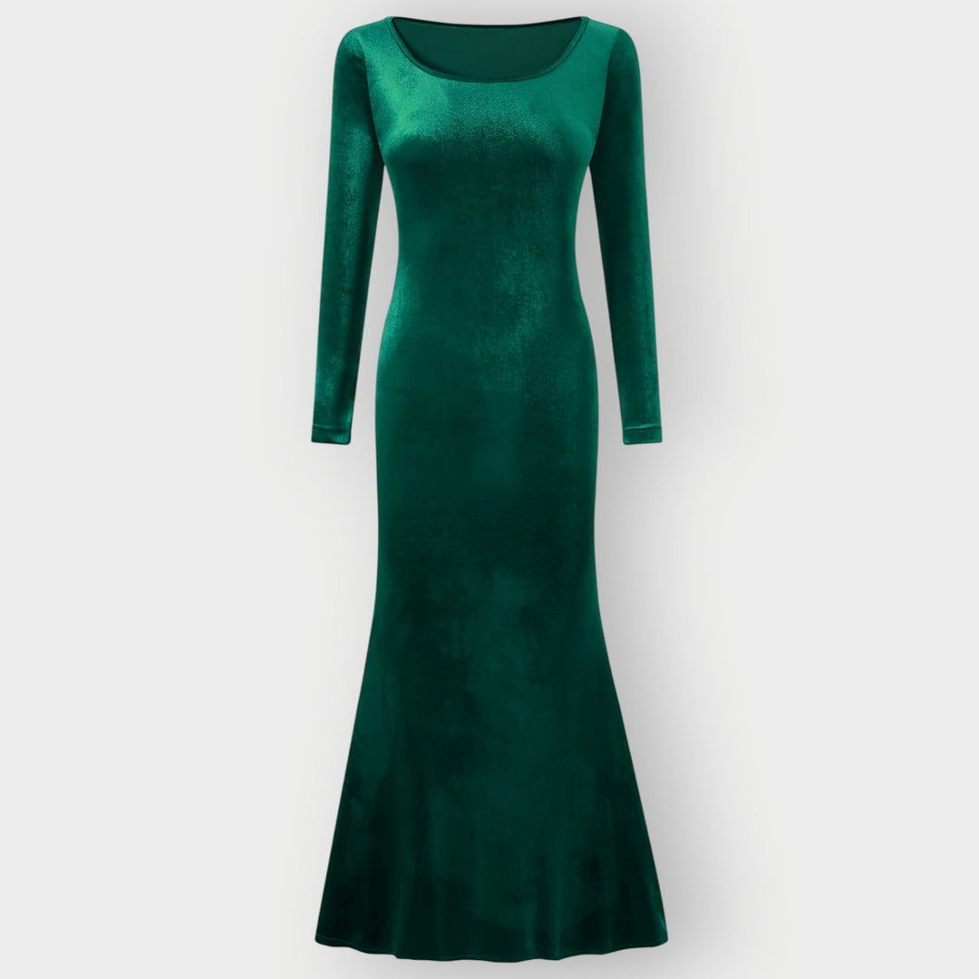 Kryenna | Luxe Evening Silhouette Velvet Gown