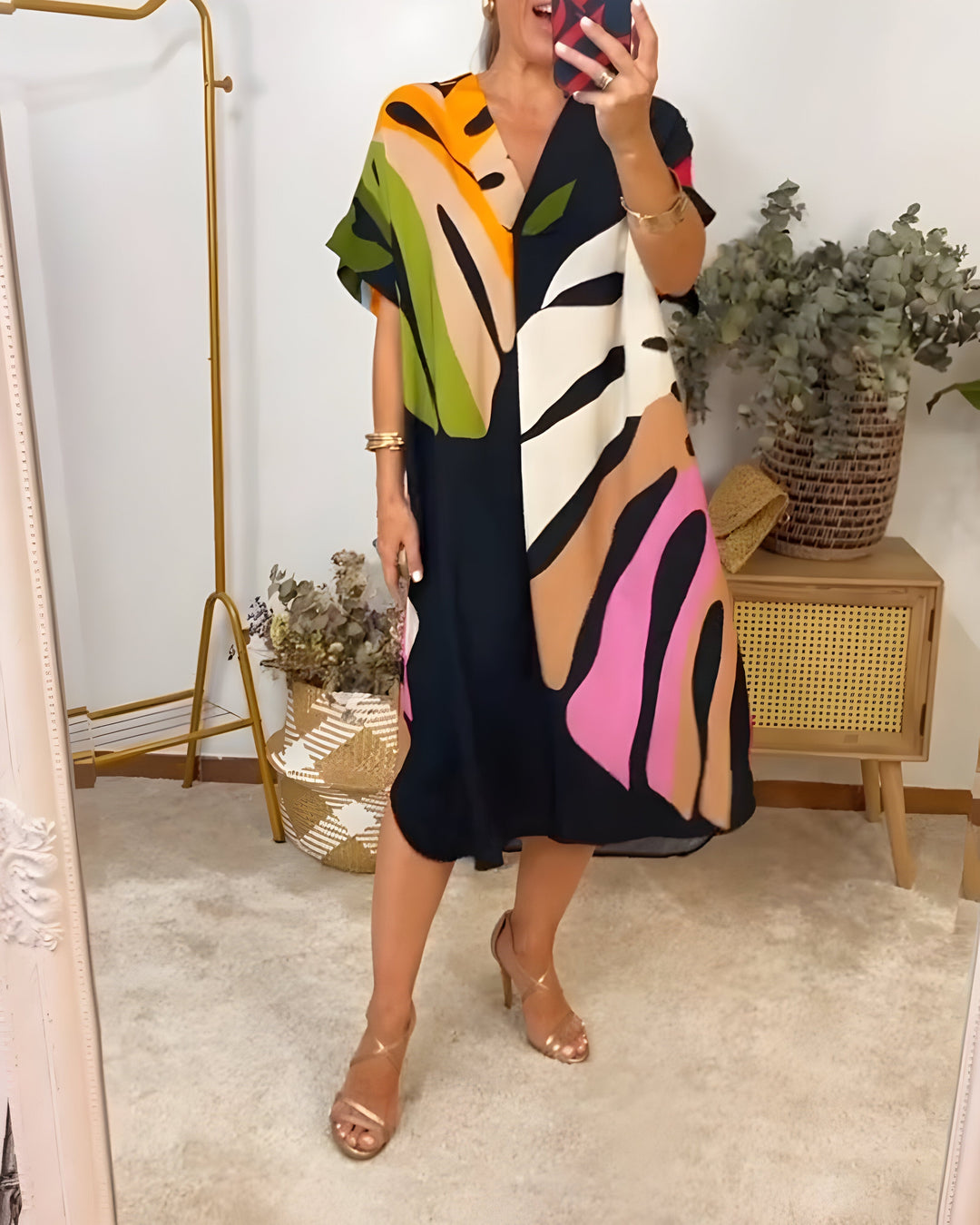 Rose™ | Casual Dress with Colorful Leaf Print